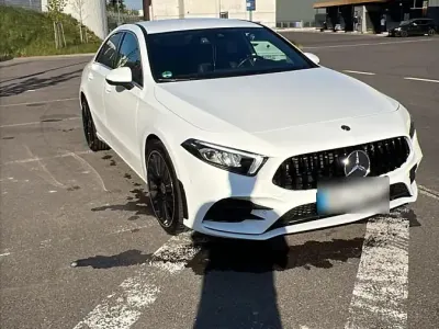 Gebraucht Mercedes A200 163 PS (119 kW) 2019 Weiß Limousine