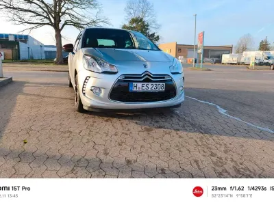 Gebraucht Citroën DS3 So Chic 120 PS (88 kW) 2011 Silber Kleinwagen