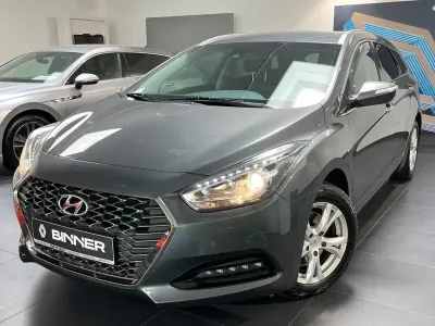 Gebraucht Hyundai i40 Space 135 PS (99 kW) 2019 Grau Kombi