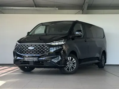 Usata Ford Tourneo Titanium 170 CV (125 kW) 2024 Nero Monovolume