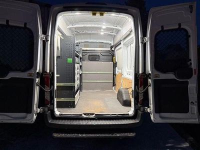 Gebraucht Ford Transit Trend 131 PS (96 kW) 2018 Weiß Van / Kleinbus