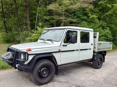 Używany Mercedes G290 95 KM (69 kW) 1994 Biały SUV