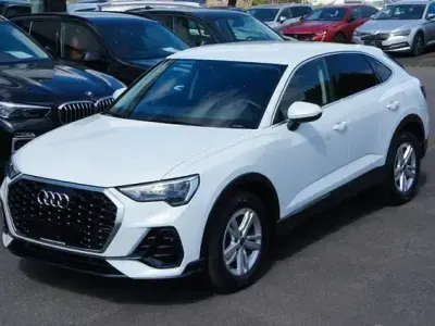 Używany Audi Q3 Sportback Ambiente 150 KM (110 kW) 2024 Biały SUV