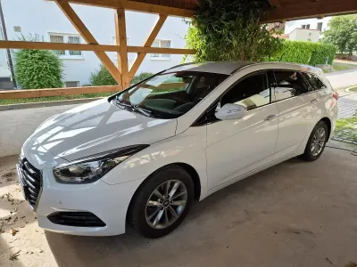 Gebraucht Hyundai i40 135 PS (99 kW) 2016 Weiß Kombi