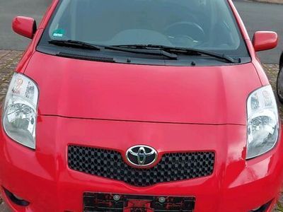 gebraucht Toyota Yaris 1,3L Automatik Top