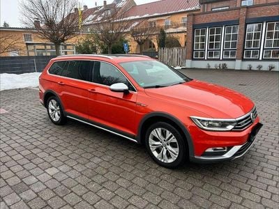 Orange Gebraucht 2016 VW Passat Alltrack Kombi | 13.600 € (Fairer Preis)