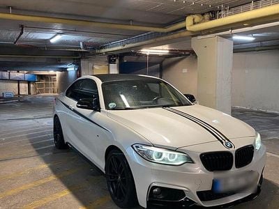 Gebraucht BMW 220 Performance 200 PS (147 kW) 2014 Weiß Coupé