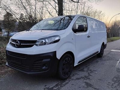 Casabl/arctic/eisweiss/kaolin Gebraucht 2022 Opel Vivaro Edition Van / Kleinbus | 19.999 € (Superpreis)