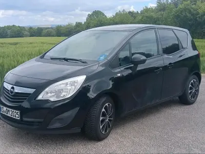 Gebraucht Opel Meriva 100 PS (73 kW) 2010 Schwarz Van / Kleinbus