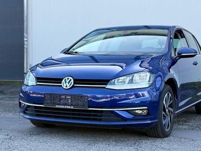 Blau Gebraucht 2018 VW Golf VII Join Limousine | 13.500 € (Guter Preis)