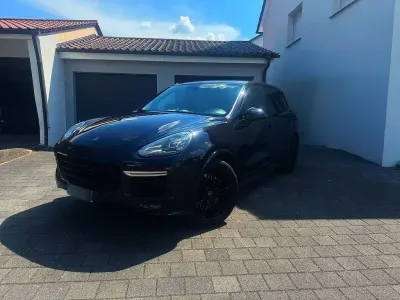 Gebraucht Porsche Cayenne Chrono 519 PS (381 kW) 2015 Schwarz SUV