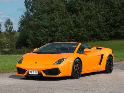 Second-hand Lamborghini Gallardo 560 CP (411 kW) 2012 Portocaliu Cabrio