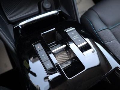 Usata Citroën e-C4 100 kW (136 CV) 2022 Grigio Berlina