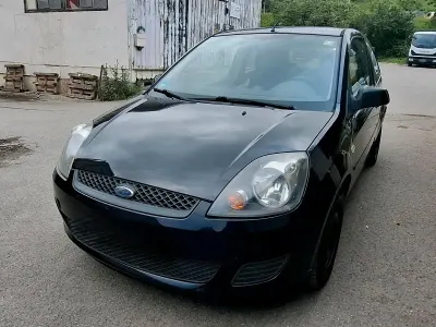 Gebraucht Ford Fiesta 60 PS (44 kW) 2008 Schwarz Kleinwagen