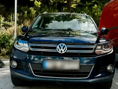 Gebraucht VW Tiguan Style 140 PS (102 kW) 2011 Blau SUV