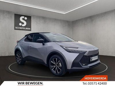 Neu Toyota C-HR 140 PS (102 kW) 2025 Shimmeringsilver metallic SUV