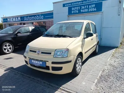 Second-hand Fiat Panda Dynamic 60 CP (44 kW) 2010 Galben Hatchback