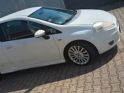 Gebraucht Fiat Grande Punto Sport 120 PS (88 kW) 2008 Schwarz Kleinwagen