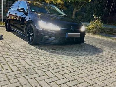 Gebraucht VW Golf VII R-line 150 PS (110 kW) 2018 Schwarz Limousine