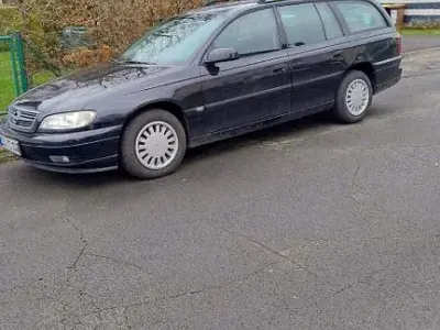 Gebraucht Opel Omega Edition 120 PS (88 kW) 2004 Schwarz Limousine