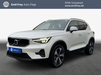 Crystal weißperleffekt Gebraucht 2024 Volvo XC40 Core SUV | 34.990 € (Fairer Preis)