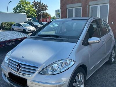 Mercedes A200