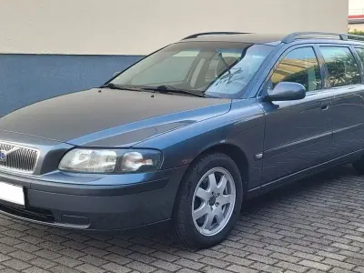 Gebraucht Volvo V70 140 PS (102 kW) 2002 Grau Kombi