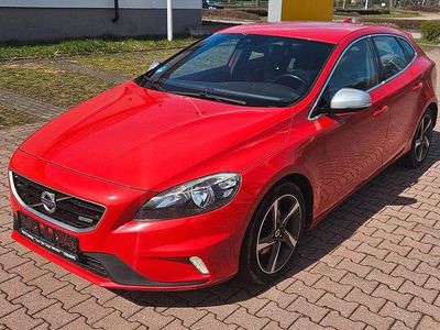 Gebraucht Volvo V40 R-Design 179 PS (131 kW) 2014 Rot Limousine