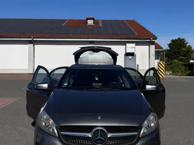 Gebraucht Mercedes A200 156 PS (114 kW) 2017 Grau Limousine