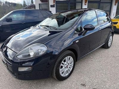 Gebraucht Fiat Punto Lounge 69 PS (50 kW) 2017 Blau Kleinwagen