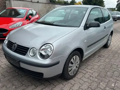 Gebraucht VW Polo 64 PS (47 kW) 2003 Silber Kleinwagen