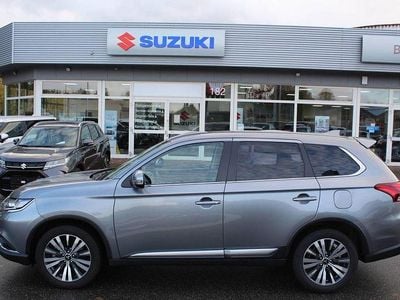 Gebraucht Mitsubishi Outlander Diamant Edition 150 PS (110 kW) 2019 Grau SUV