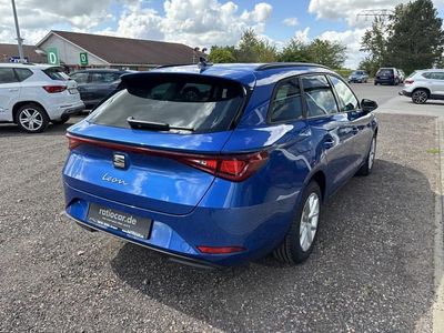 Sapphire blau metallic Neu 2025 Seat Leon | 28.971 € (Fairer Preis)
