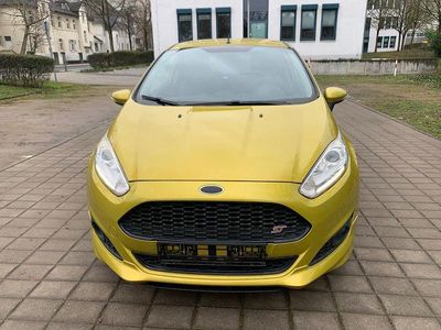 Gebraucht Ford Fiesta Sport 125 PS (91 kW) 2013 Gelb Kleinwagen