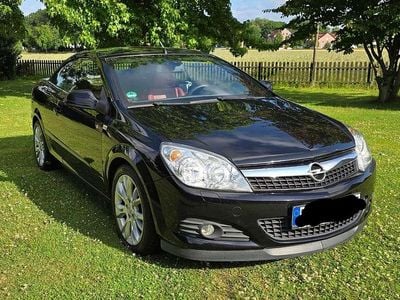 Gebraucht Opel Astra Cabriolet Edition 140 PS (102 kW) 2010 Schwarz Cabrio