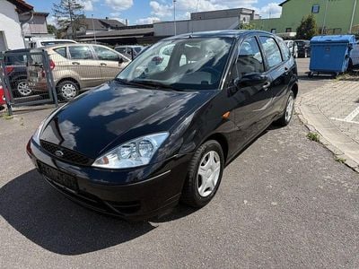 Second-hand Ford Focus Finesse 101 CP (74 kW) 2002 Negru Berlinǎ