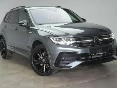 Gebraucht VW Tiguan Allspace R-line 245 PS (180 kW) 2022 Grau SUV