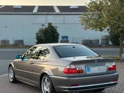 Gebraucht BMW 330 240 PS (176 kW) 2003 Grau Coupé