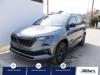 Neu Skoda Karoq SportLine 190 PS (139 kW) 2026 Graphite grau metallic SUV