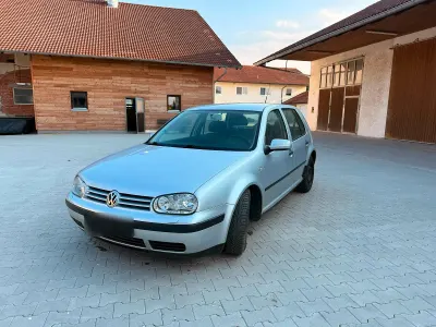 Gebraucht VW Golf IV 75 PS (55 kW) 2001 Limousine