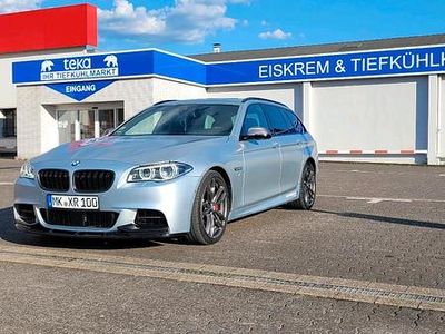 BMW M550