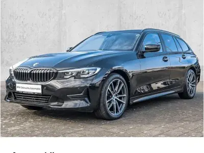 Usata BMW 320 Sport Line 190 CV (139 kW) 2022 Nero Station wagon