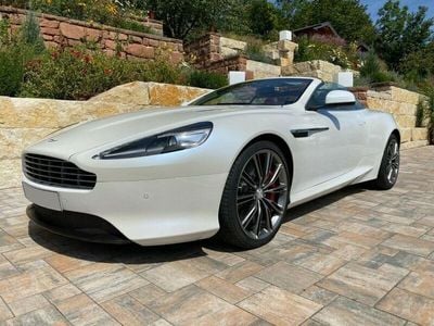 Weiß Gebraucht 2011 Aston Martin Virage Cabrio | 145.900 €