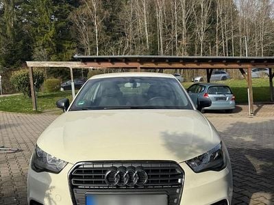 Second-hand Audi A1 Attraction 86 CP (63 kW) 2011 Alb Hatchback