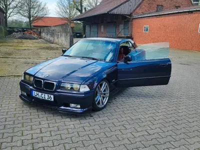 Gebraucht BMW 320 Cabriolet 150 PS (110 kW) 1995 Violet Cabrio