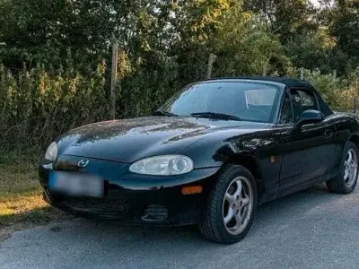 Gebraucht Mazda MX5 110 PS (80 kW) 2004 Schwarz Cabrio
