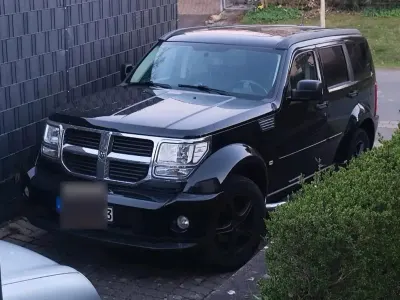 Gebraucht Dodge Nitro 205 PS (150 kW) 2007 Schwarz SUV