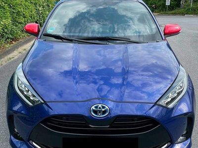 Gebraucht Toyota Yaris Hybrid 116 PS (85 kW) 2021 Blau Kleinwagen