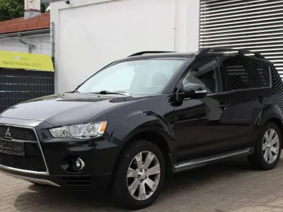 Gebraucht Mitsubishi Outlander 170 PS (125 kW) 2011 Schwarz SUV