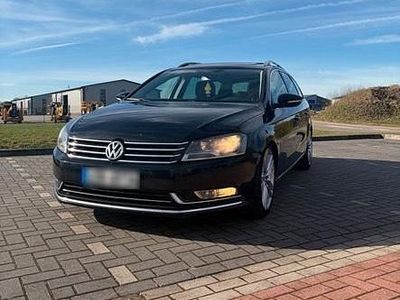 Gebraucht VW Passat 140 PS (102 kW) 2012 Schwarz Kombi